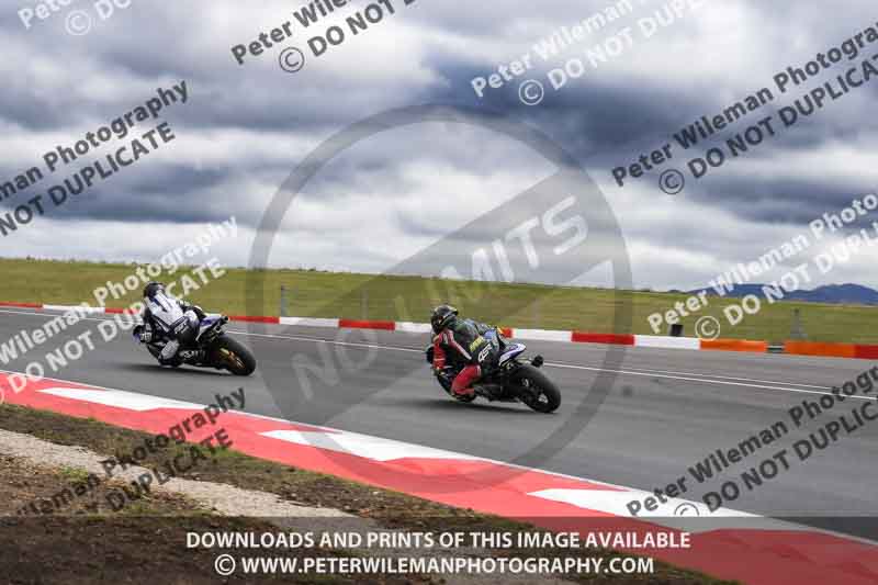 cadwell no limits trackday;cadwell park;cadwell park photographs;cadwell trackday photographs;enduro digital images;event digital images;eventdigitalimages;navarra;no limits trackdays;peter wileman photography;racing digital images;trackday digital images;trackday photos